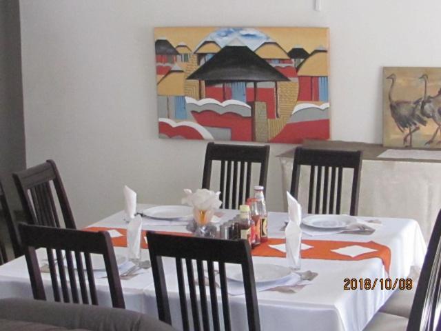 Upper Room Guest House Франсистаун Екстериор снимка